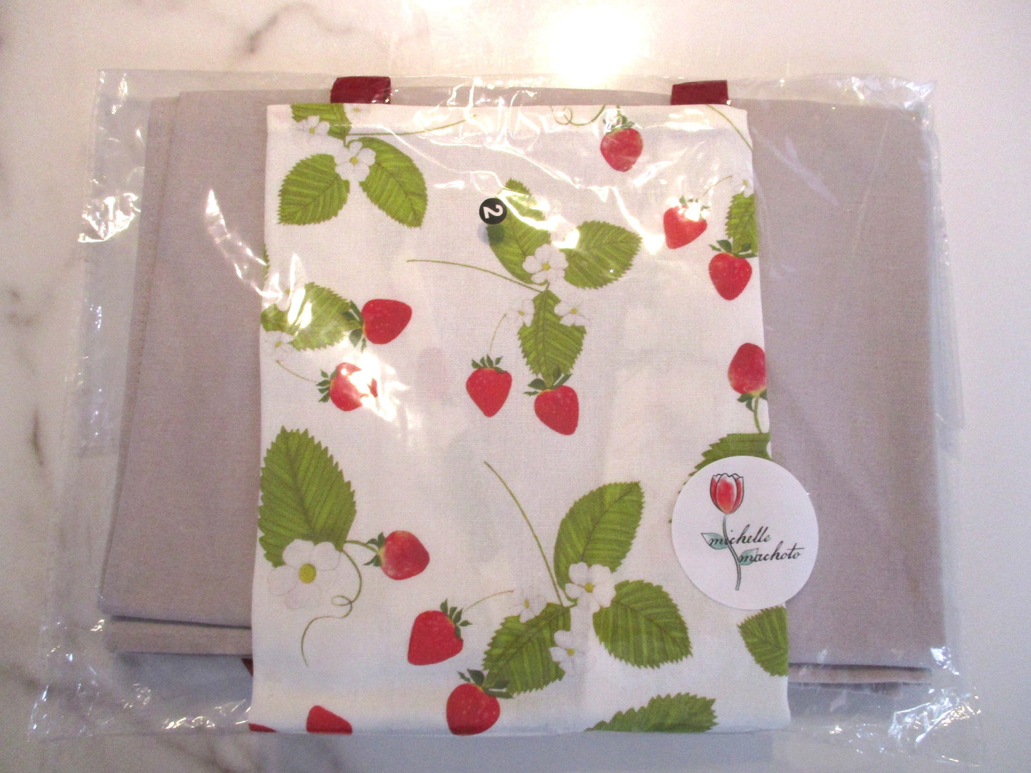 [Michelle Machoto] Michelle Machoto Strawberry Pattern Long Wide Gathered Apron D-0002