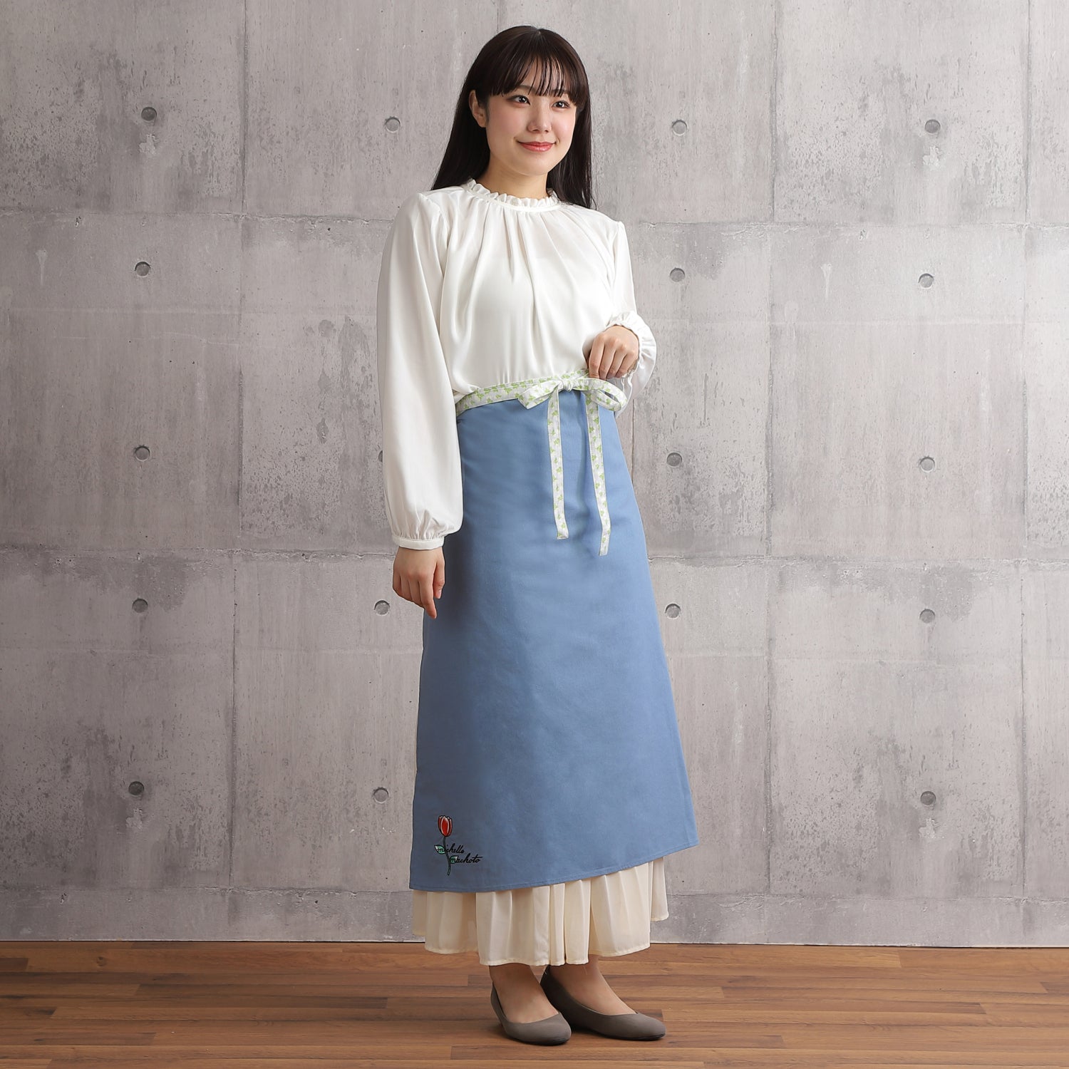 新政 ソムリエエプロン Michelle Machoto] ミッシェルマコット アオノツガザクラ柄 ソムリエ
